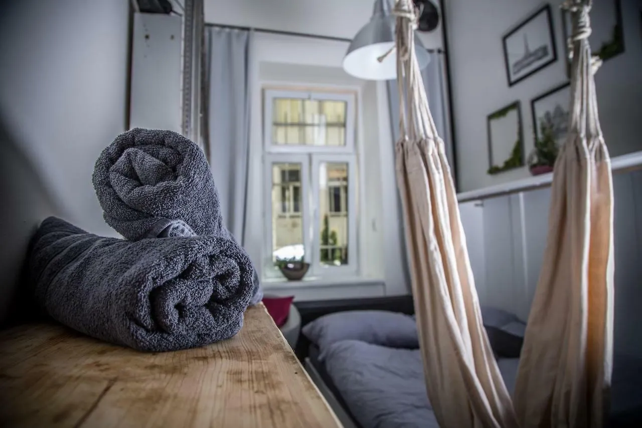 Wake Up Wellness Hostel Brno República Checa