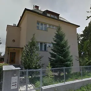  Apartman Stred